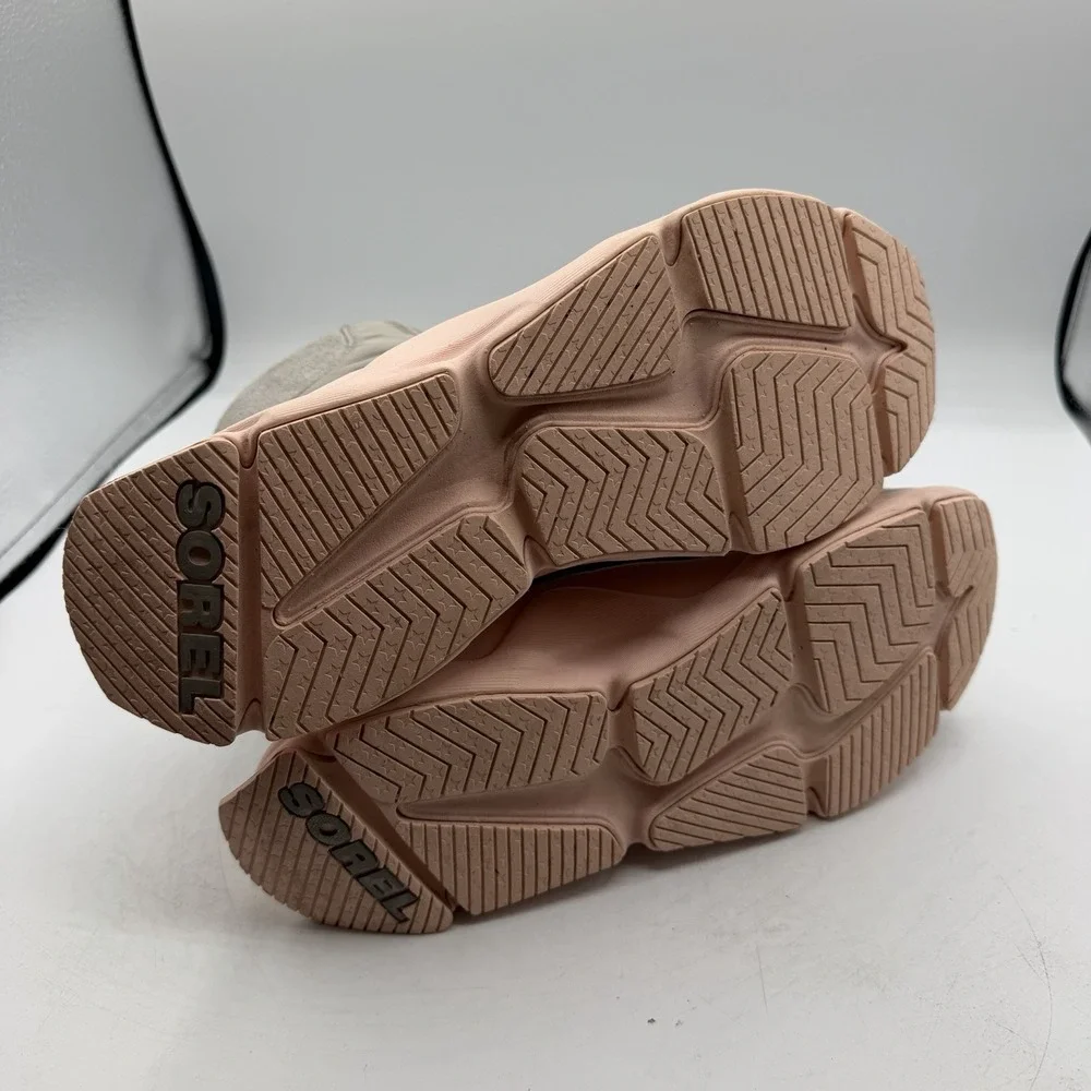 Sorel Kinetic RNEGD Caribou Shoes Womens 7.5 Grey/Pink Waterproof Boots Sneakers